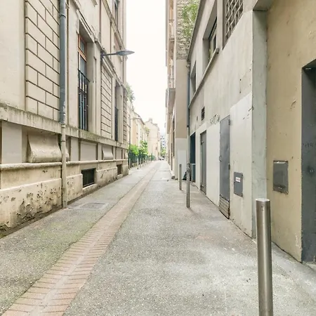 Le Prestige•gare•cours Jean Jaures•confort•netflix Apartamento
