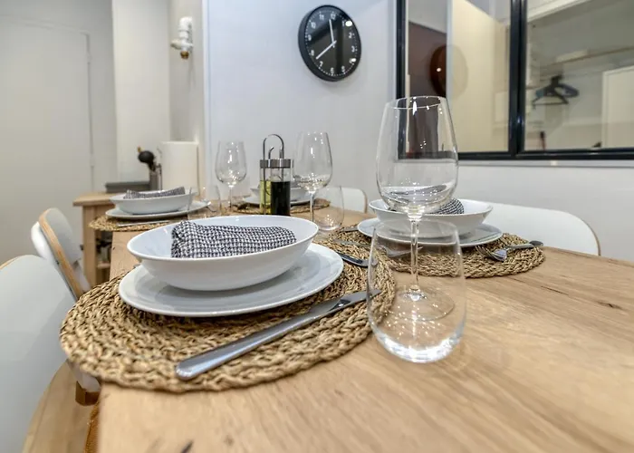 Le Prestige•gare•cours Jean Jaures•confort•netflix *