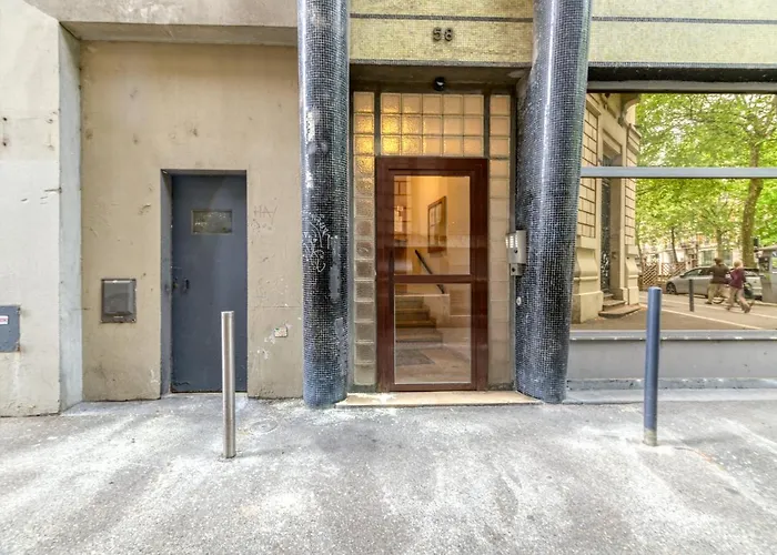 Le Prestige•gare•cours Jean Jaures•confort•netflix * Grenoble