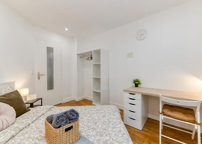 Le Prestige•gare•cours Jean Jaures•confort•netflix Daire *