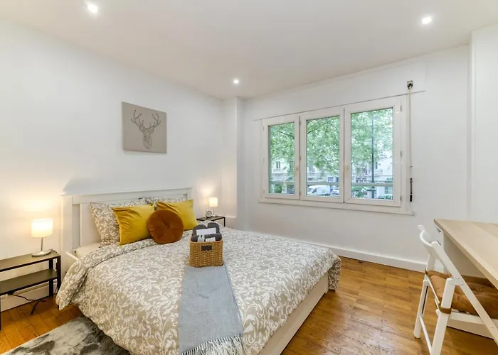 Le Prestige•gare•cours Jean Jaures•confort•netflix * Grenoble